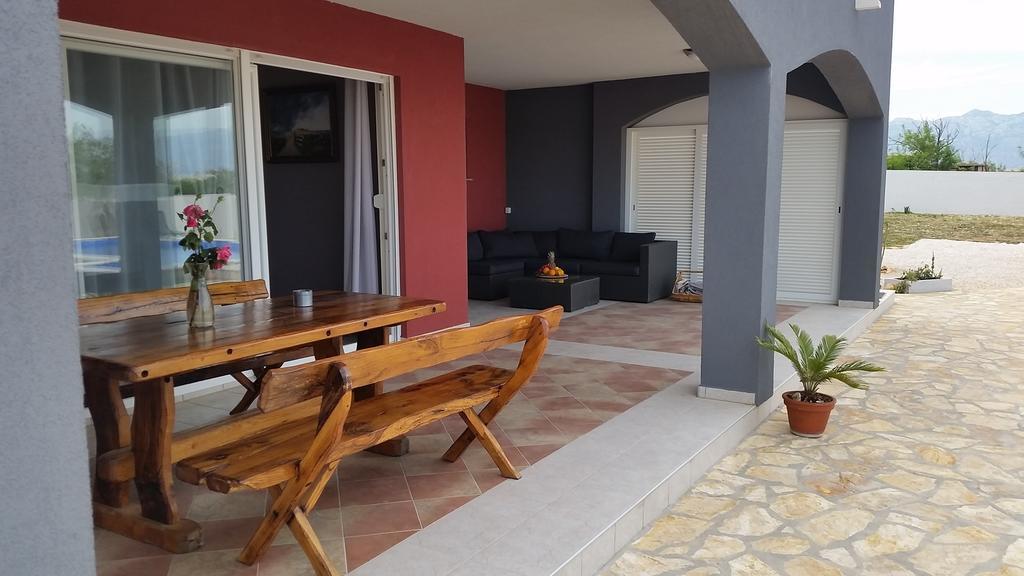 House With Swimming Pool Blue Diamond Appartement Povljana Kamer foto