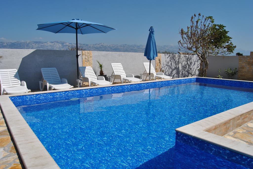House With Swimming Pool Blue Diamond Appartement Povljana Buitenkant foto