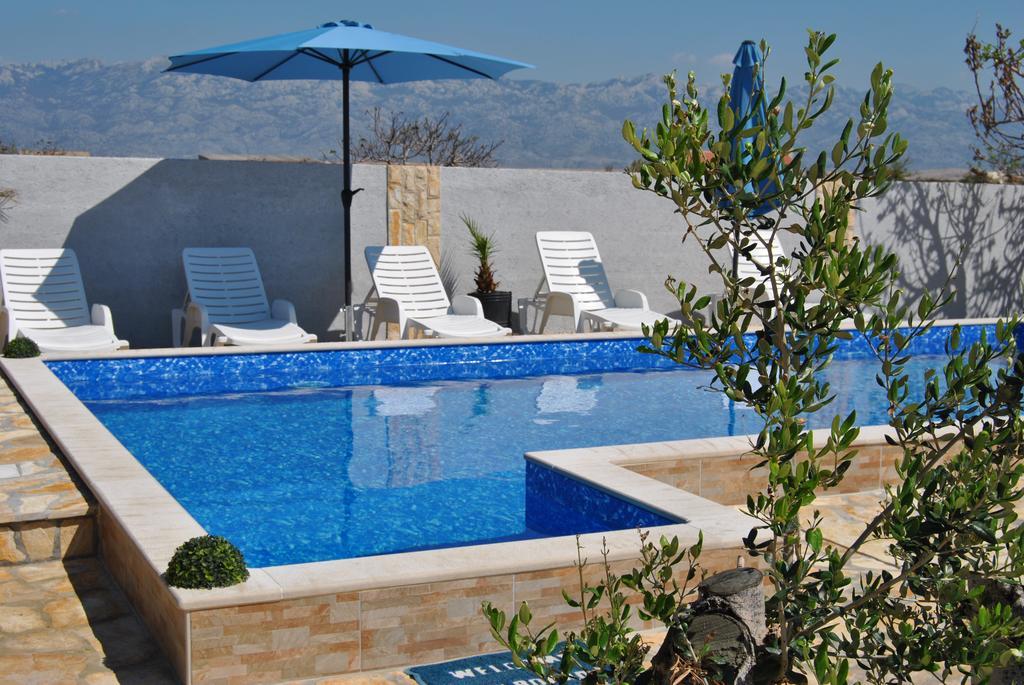House With Swimming Pool Blue Diamond Appartement Povljana Buitenkant foto